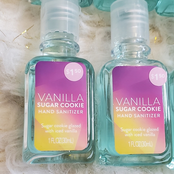 12 Pack Mini Hand Sanitizers - Picture 2 of 3